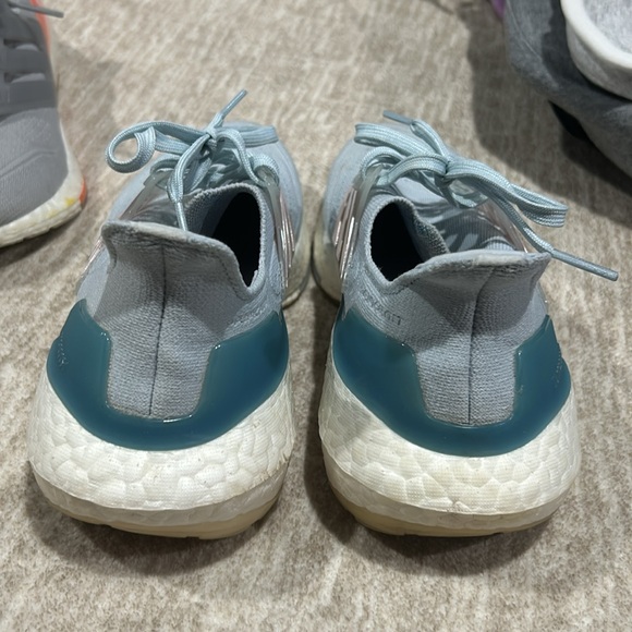Adidas ultraboost - Picture 2 of 3
